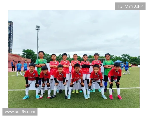 滨州儿童足球服摄影创意展示捕捉运动魅力与活力瞬间